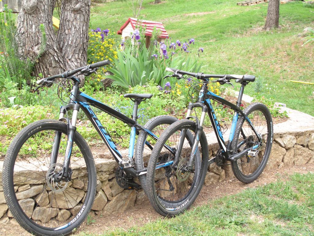 Résidence Miro Les Arcs-sur-Argens Extérieur photo