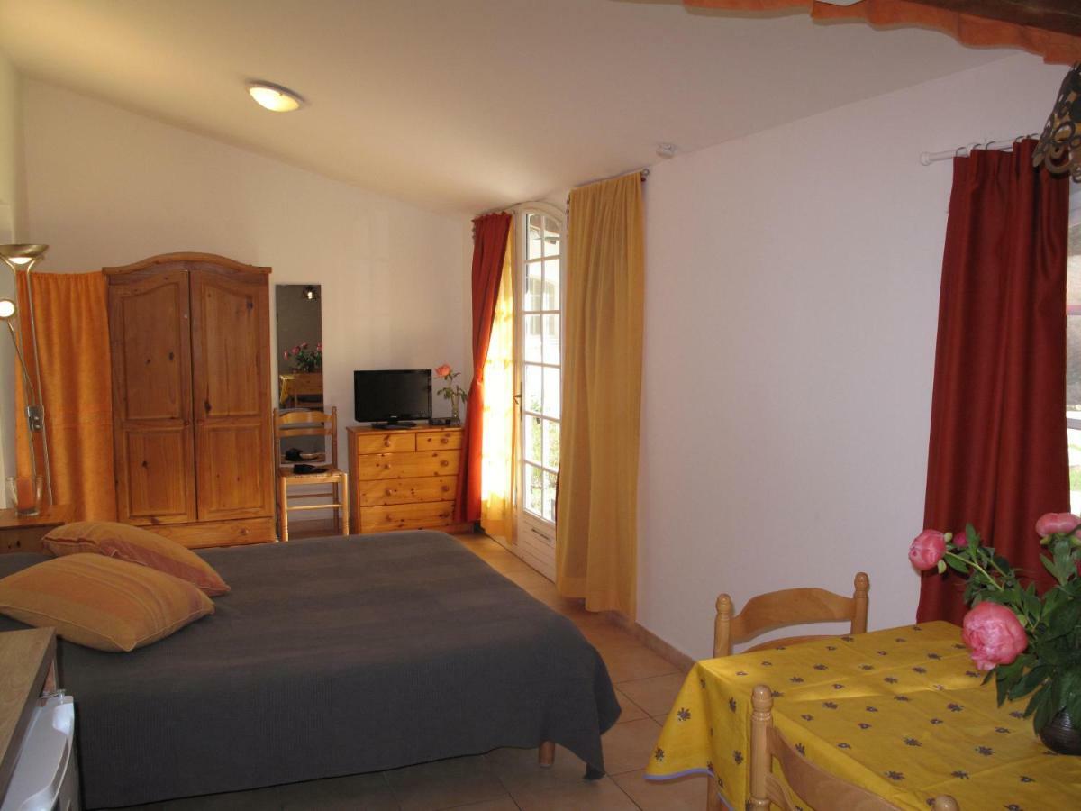 Résidence Miro Les Arcs-sur-Argens Extérieur photo