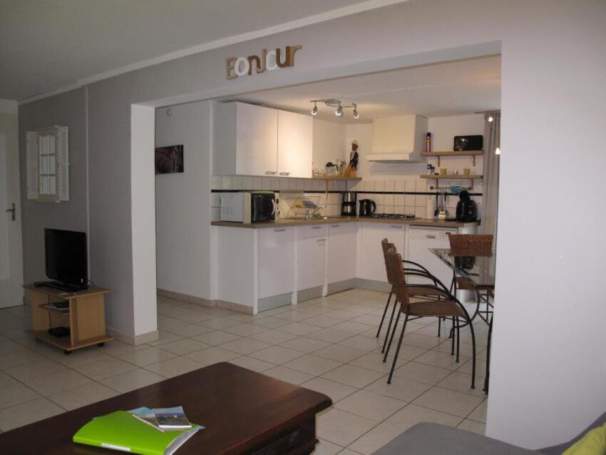 Résidence Miro Les Arcs-sur-Argens Extérieur photo